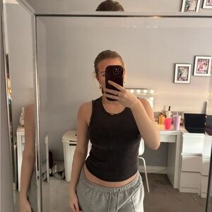 grey basic top